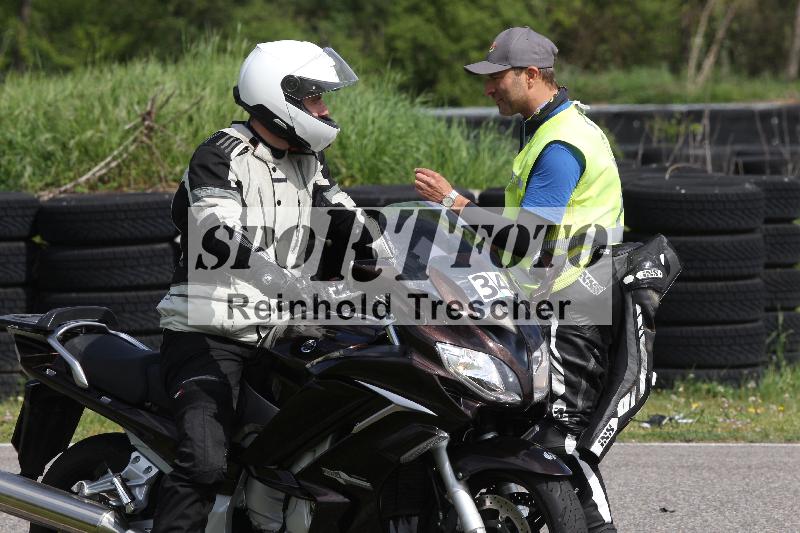 Archiv-2025/10 23.04.2025 Cornu Master School ADR/gruen-vert/34